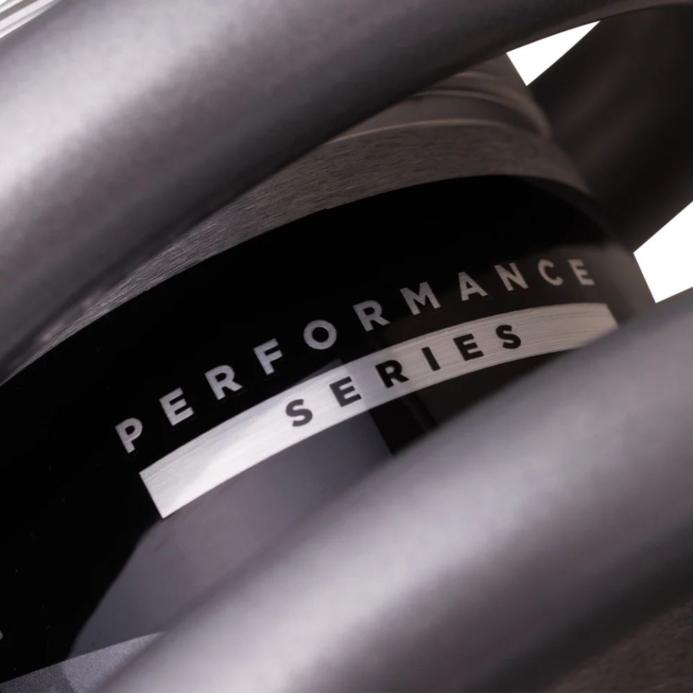 Fox Performance Series 2.5 - Toyota Hilux 2016-2025 Front 2-3" Lift